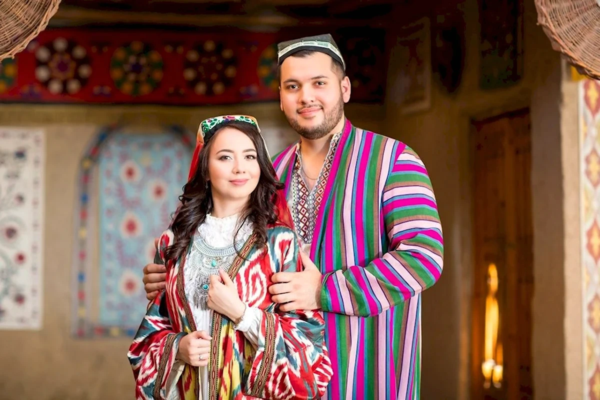 Traditionelle Kleidung in Usbekistan